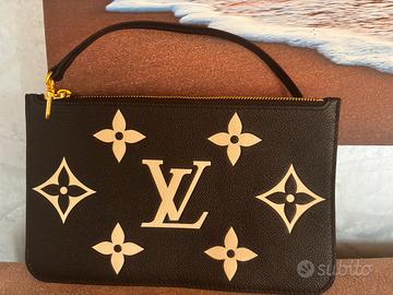 Louis Vuitton pochette