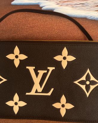 Louis Vuitton pochette