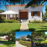 Casa indipendente con giardino 4000 mq
