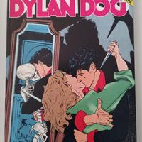 Dylan Dog n. 71 I delitti della Mantide
