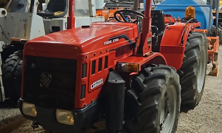 Trattore carraro tigre 3700 country