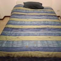Letto usato-  una piazza e mezza senza materasso
