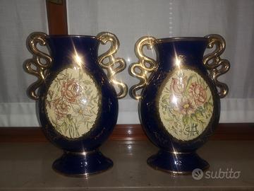 Coppia di vasi Porcellana decorati a mano