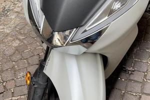 Sh 300 disponibili tt i ricambi ok