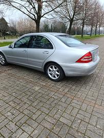 Mercedes c 200