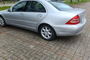 Mercedes c 200