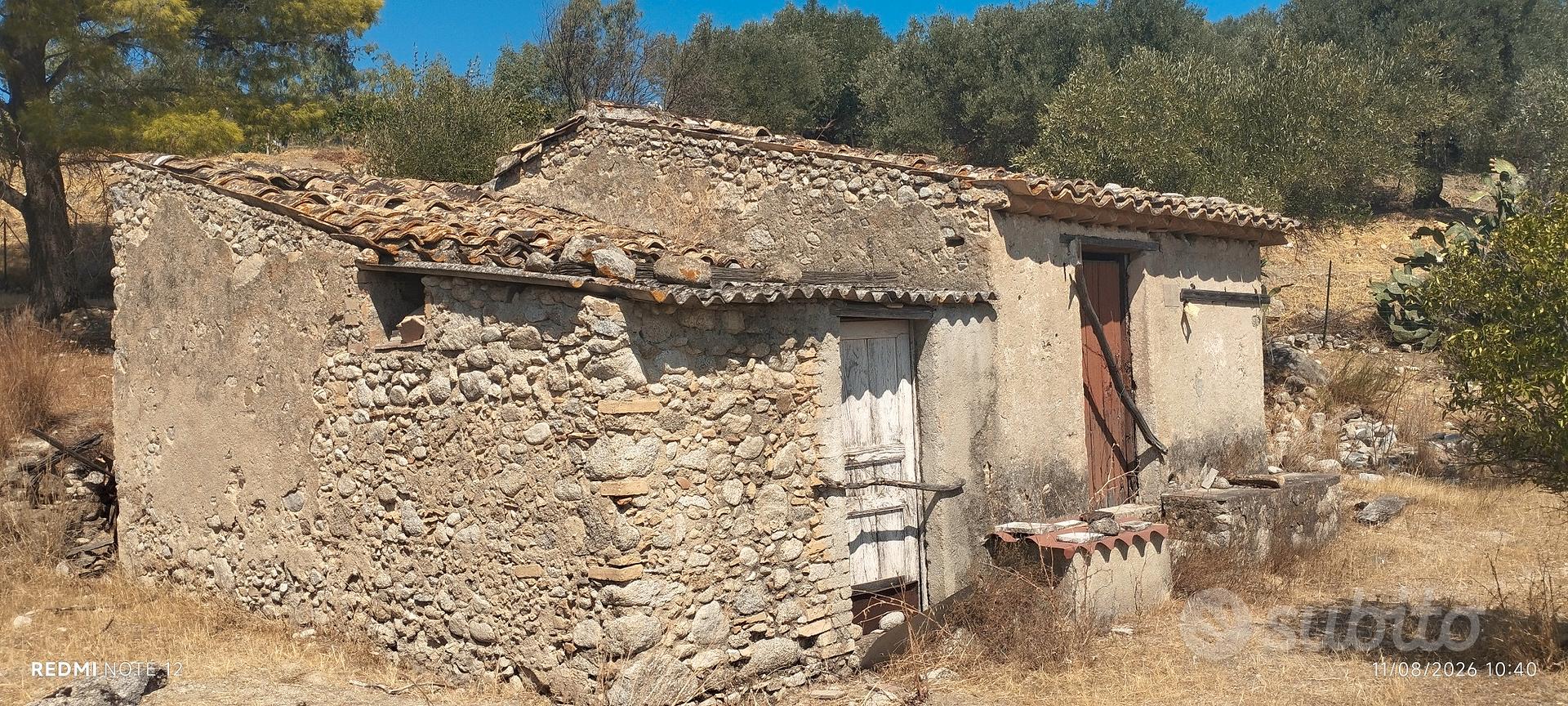 Casetta da ristrutturare + Oliveto (Vista mare) - Vista 3