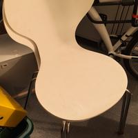 2 sedie moderne in legno e metallo