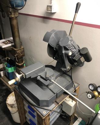 Troncatrice per ferro 220V