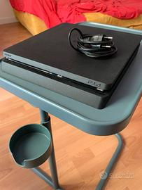 Ps4 500gb + 2 joystick + 8 giochi