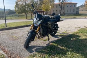 Yamaha FZ8
