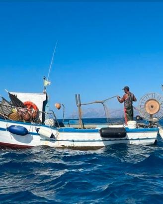 Barca per pesca