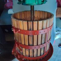 Torchi Idraulici vino uva