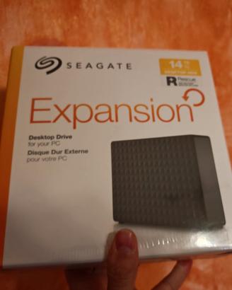 Hard disk esterno Seagate 14tb