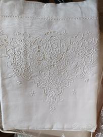 10 lenzuola matrimoniali ricamate a mano