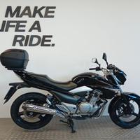 Suzuki Inazuma 250 - 2015