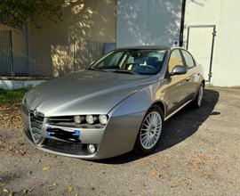 Alfa Romeo 159 1.9 JTDm 16V Exclusive