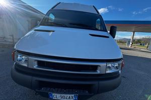 Iveco Daily 35S13 2.8 TDI PC Cabinato