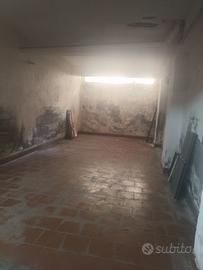 Garage 27 mq Riposto Via Etna 74