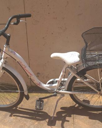 Bicicletta ragazzina