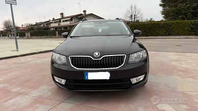 Škoda Octavia 1.6 TDI-2016 Diesel Nera – OCCASION