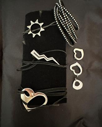 Set gioielli: 3 collane, 3 ciondoli e 1 bracciale
