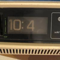 Radiosveglia hitachi vintage