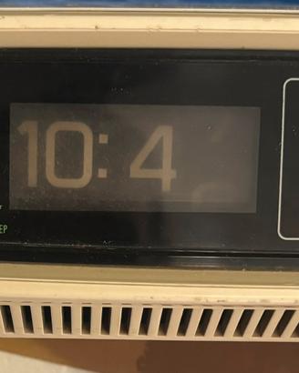 Radiosveglia hitachi vintage