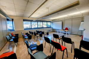Ufficio - aula corsi - sala riunioni