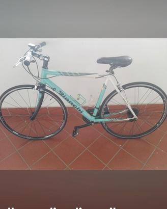 Bici corsa Bianchi Via Nirone 7 cambio Shimano 105