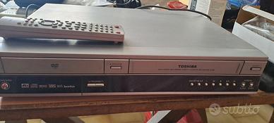 REGISTRATORE E LETTORE DVD E CASSETTE