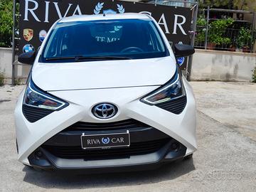 TOYOTA Aygo 2ª serie - 2019