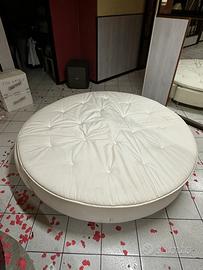 Letto tondo modello Sultan Sandane