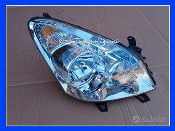 Fari anteriori per TOYOTA Corolla Verso 07-09