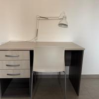 Scrivania moderna con 3 cassetti + sedia