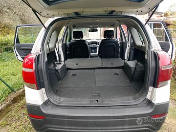 Auto a 7 posti 2200 cc Chevrolet Captiva Diesel