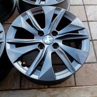 Cerchi in lega 16 originali peugeot COD:242