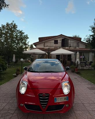 Alfa Romeo MiTo 1.4 T-Jet 155 CV Distinctive