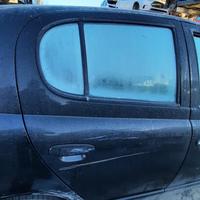 TOYOTA YARIS 2001 - PORTA POSTERIORE DESTRO