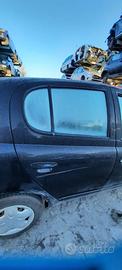 TOYOTA YARIS 2001 - PORTA POSTERIORE DESTRO