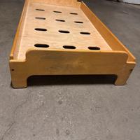 Lettino montessoriano