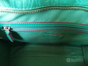 BORSA E POCHETTE ALV BY ALVIERO MARTINI