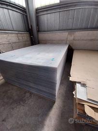 Stock lastre in policarbonato compatto Makrolon®