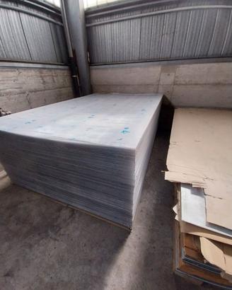 Stock lastre in policarbonato compatto Makrolon®