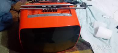 Indesit T12 – Arancione Mini-TV | Vintage