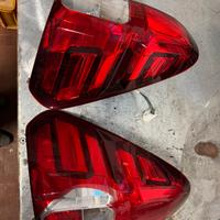 Coppia fari hilux con canlaggio