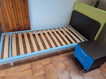 Letto e comodino