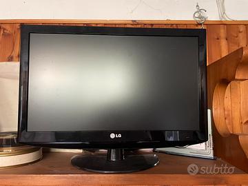 TV LG piccola