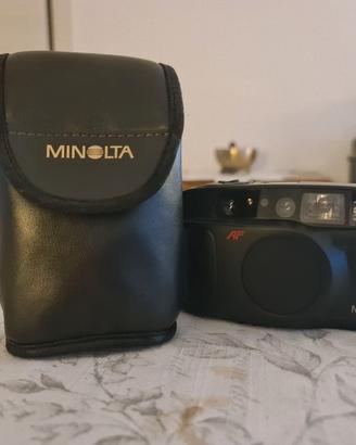 Minolta Riva Zoom 70 AF – Fotocamera Analogica Com
