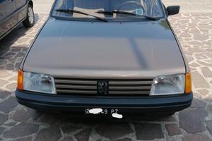 Rarissima e unica in italia 205 1100 GR NERA